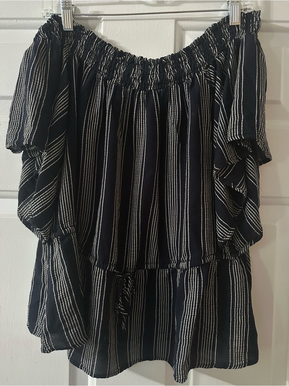 Abercrombie navy blue off‎ shoulder peplum top white stripe size medium. - Picture 6 of 13